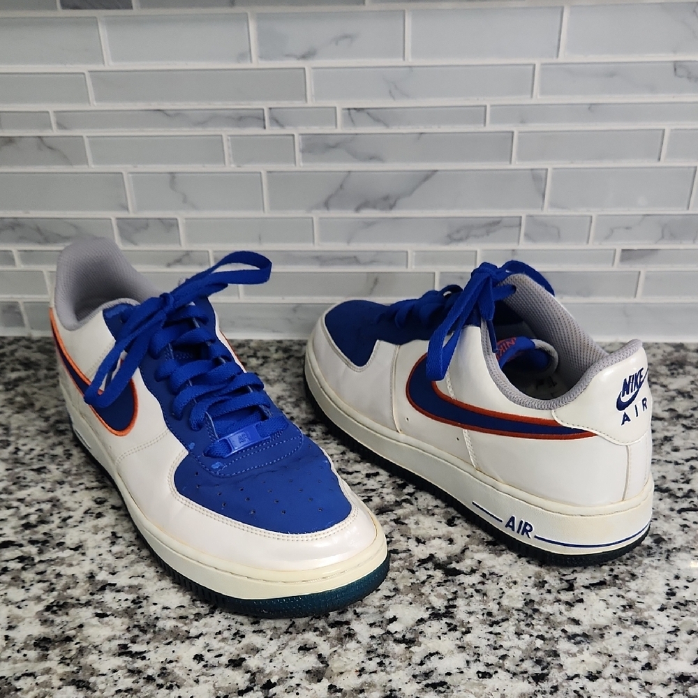 White Nike Air Force 1 Low New York Knicks Sneakers sz 9.5 nba shoes 488298-142